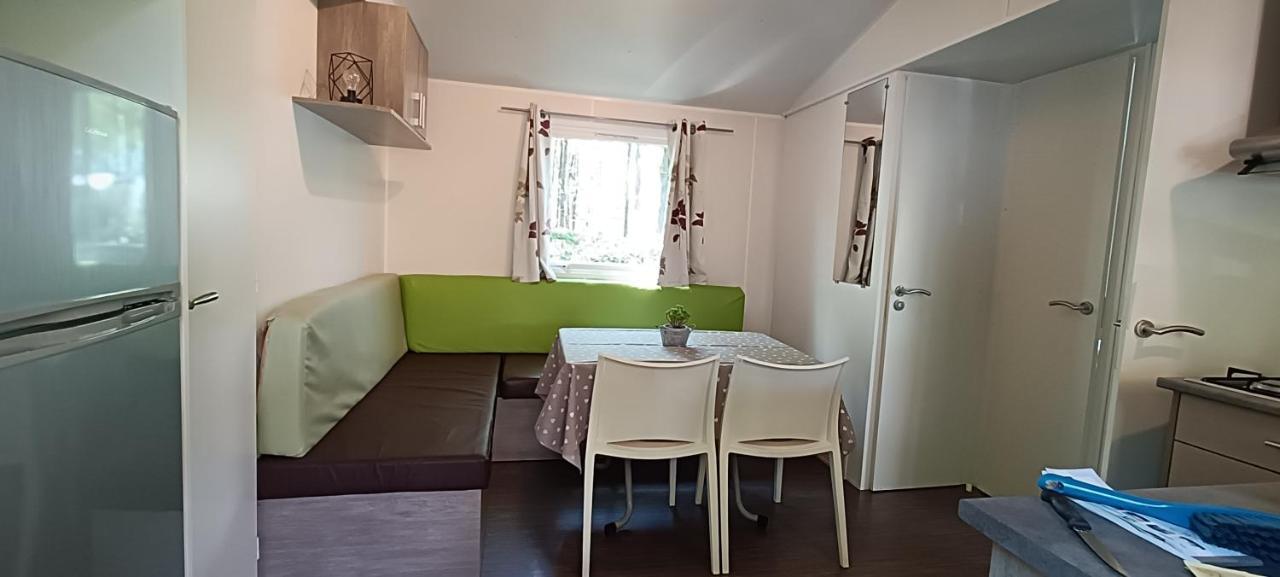 Mobilhome Climatise 3 Chambres A 30 Min Du Puy Du F Et De Nantes La Boissiere-de-Montaigu Bagian luar foto